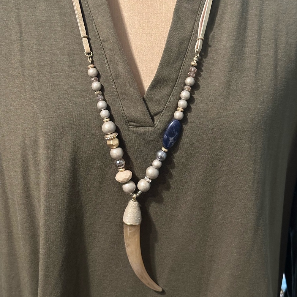 Chico’s Faux Horn Beaded Necklace - Picture 2 of 2